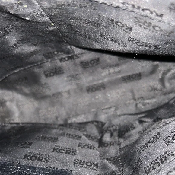 Michael Kors Pebbled Leather Black Crossbody Bag - Picture 4 of 10